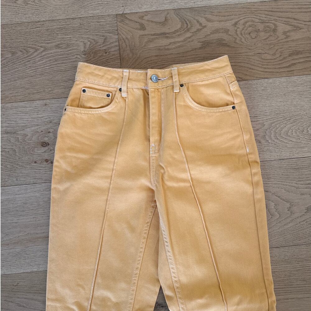 Topshop - Moto Mom Jeans in Yellow Orange - Picture 2 of 5